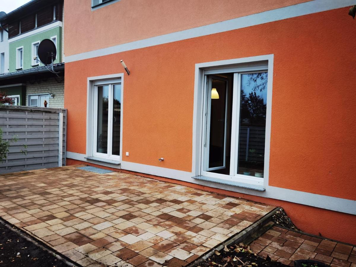 Modernes Behagliches Haus Mit Kamin, Terrasse Und Garten Magdeburgo Exterior foto